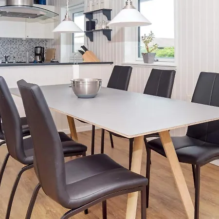 4 Star Holiday In Harbo Re 펜션 Harboør